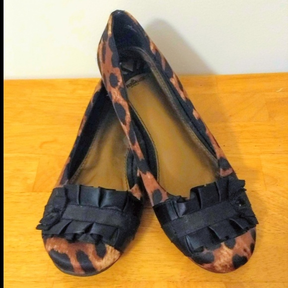 Fergalicious Shoes - SUPER Comfy Cheetah Print Flats